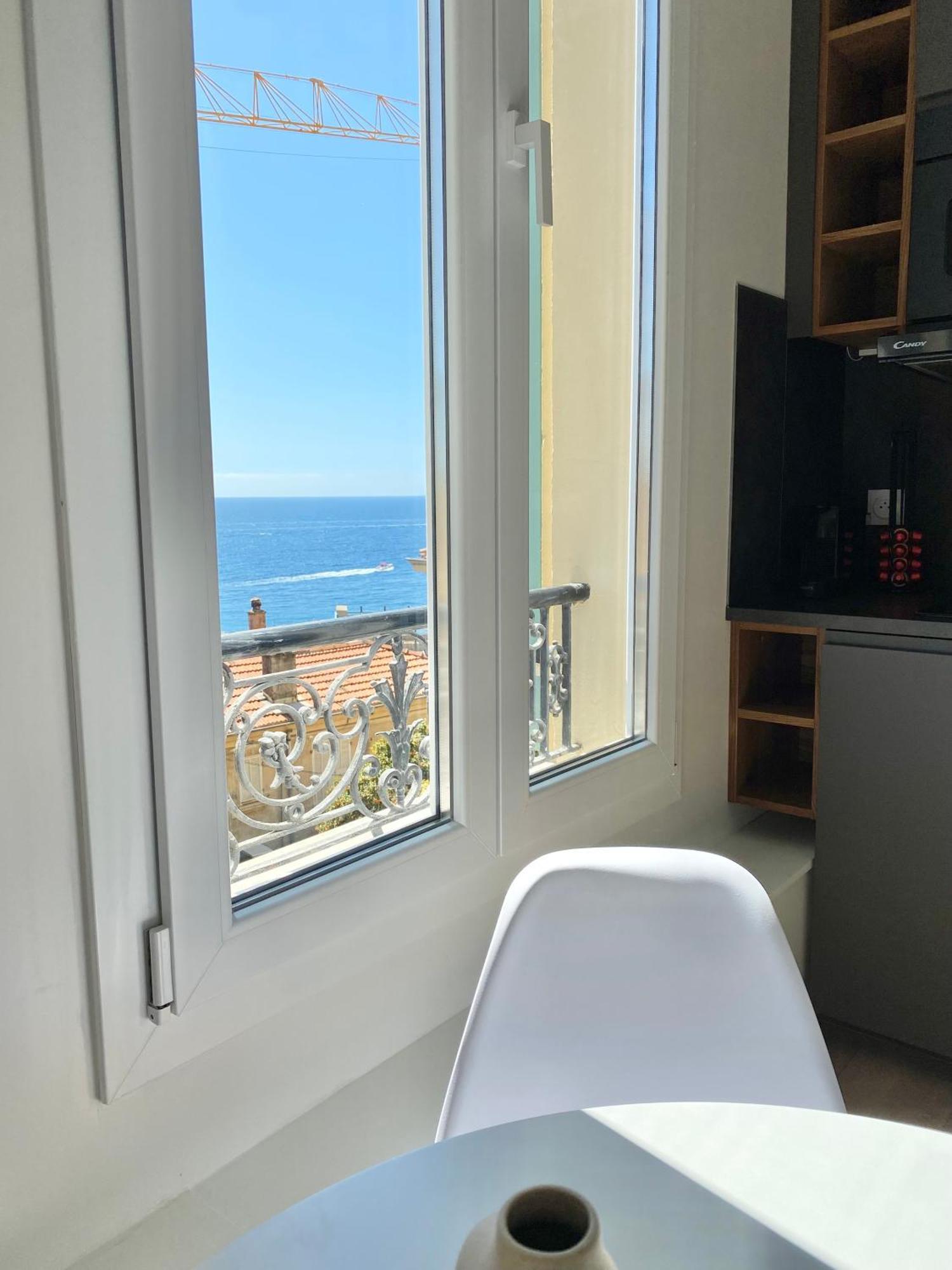 Appartement Moderne Climatise Monaco Vue Mer Cap-d'Ail Exteriör bild