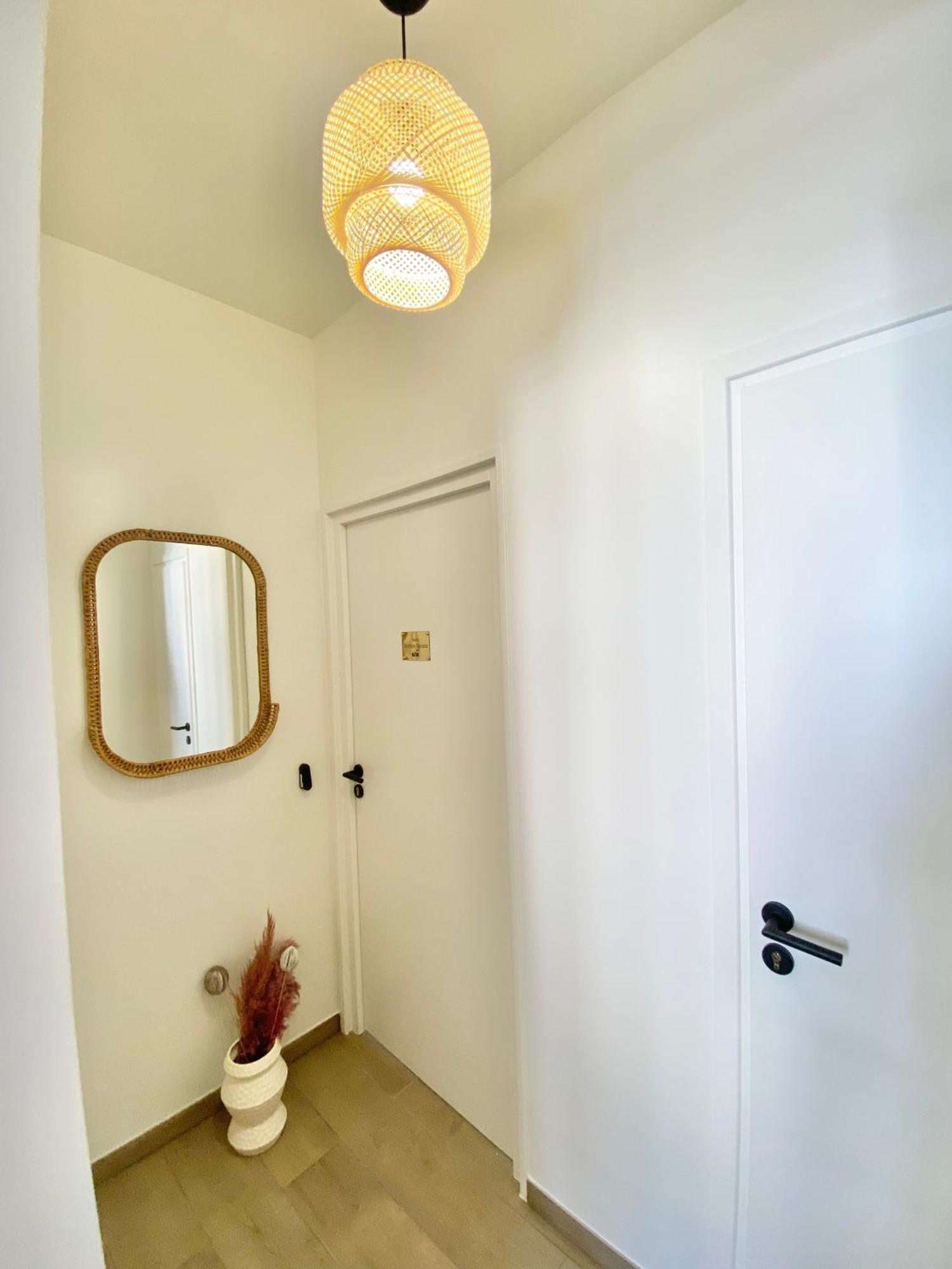 Appartement Moderne Climatise Monaco Vue Mer Cap-d'Ail Exteriör bild