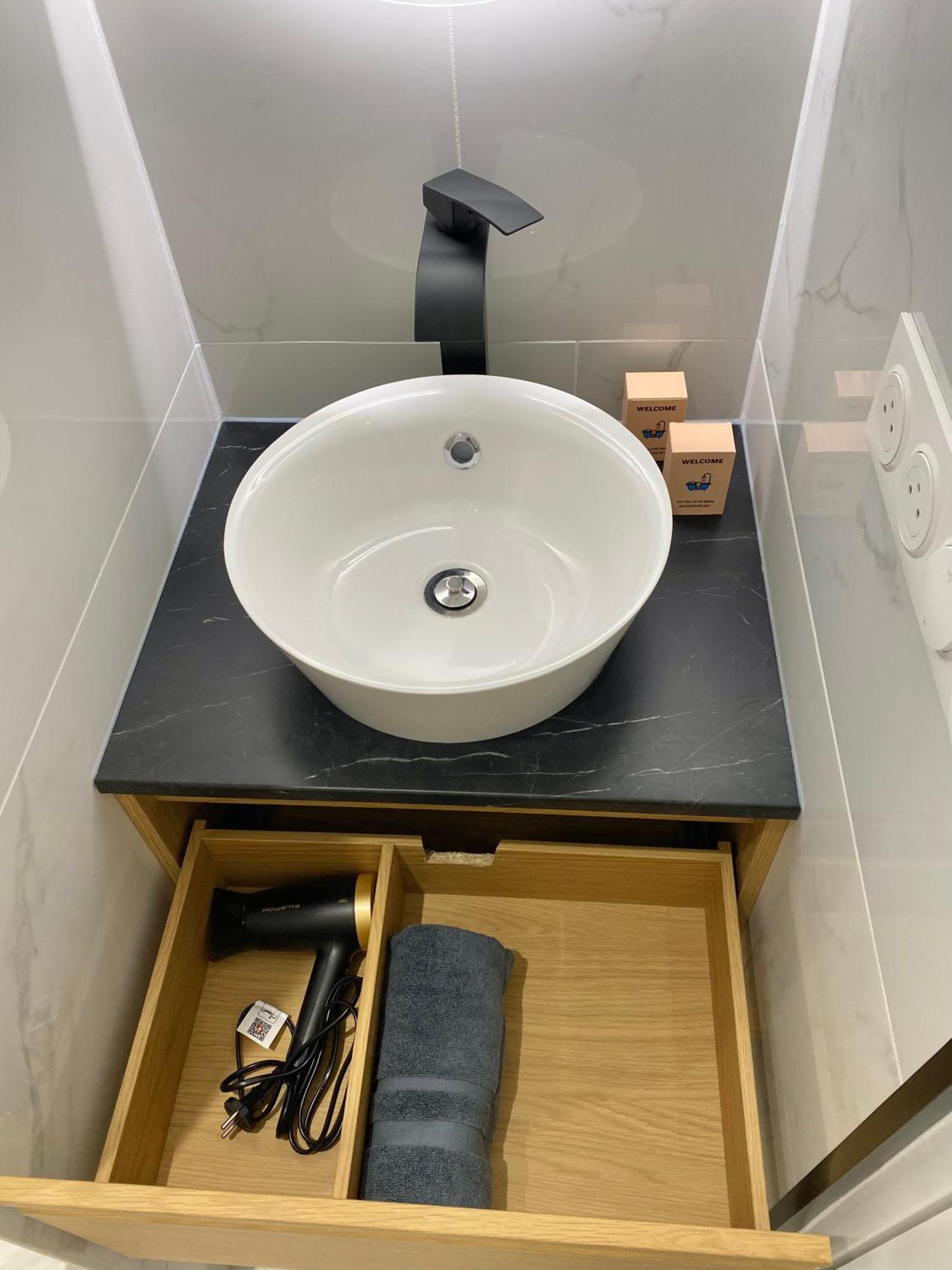 Appartement Moderne Climatise Monaco Vue Mer Cap-d'Ail Exteriör bild